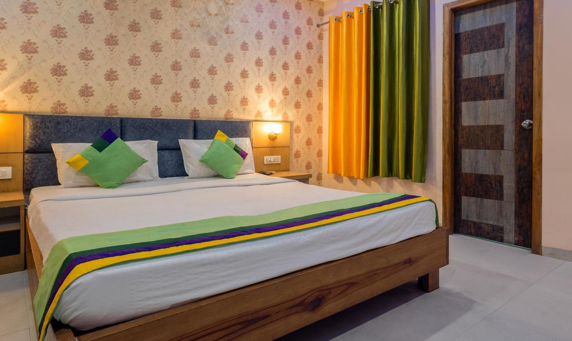 Treebo Shakuntalam, Near Lucknow Airport Hotel Luaran gambar