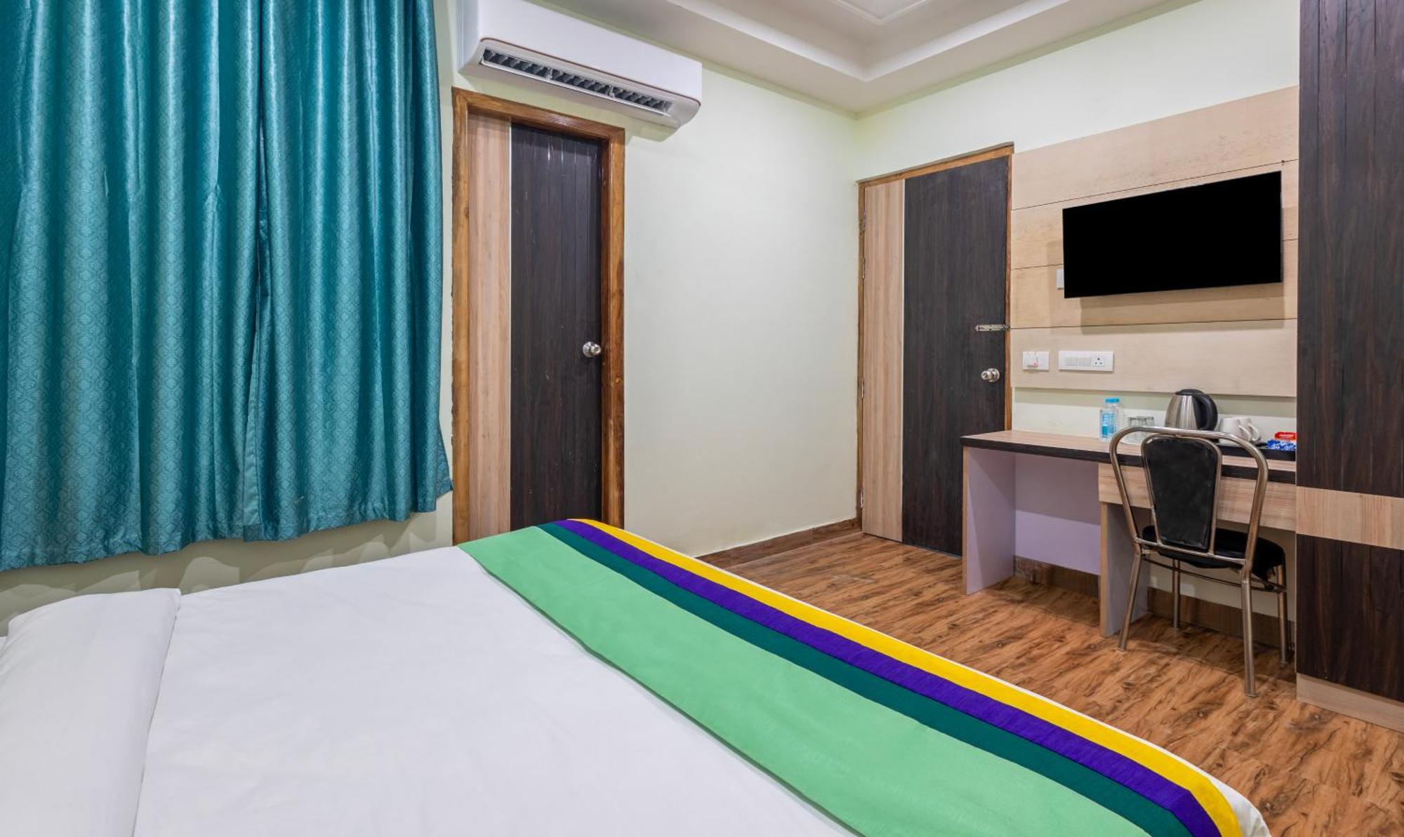 Treebo Shakuntalam, Near Lucknow Airport Hotel Luaran gambar